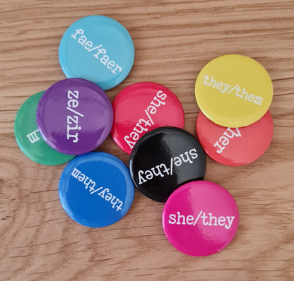 25mm - Typewriter Pins